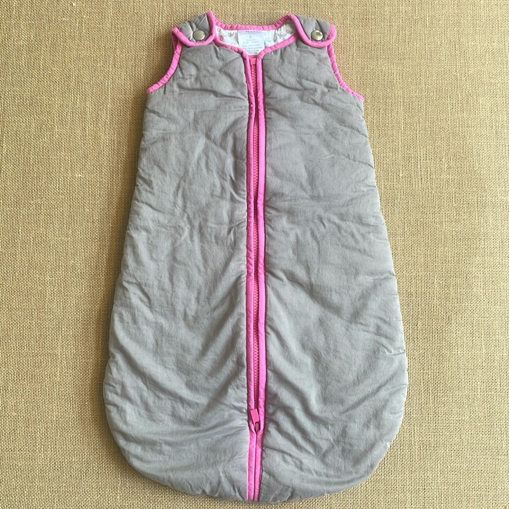 EUC Baby Dee Dee Sleep Nest in gray and pink